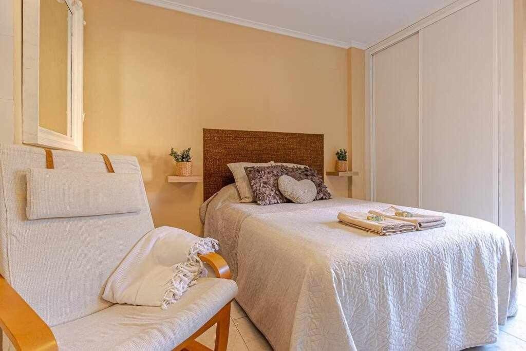 797 Holiday Rentals - Equipado Estudio Cerca Del Parque La Paloma Бенальмадена Экстерьер фото