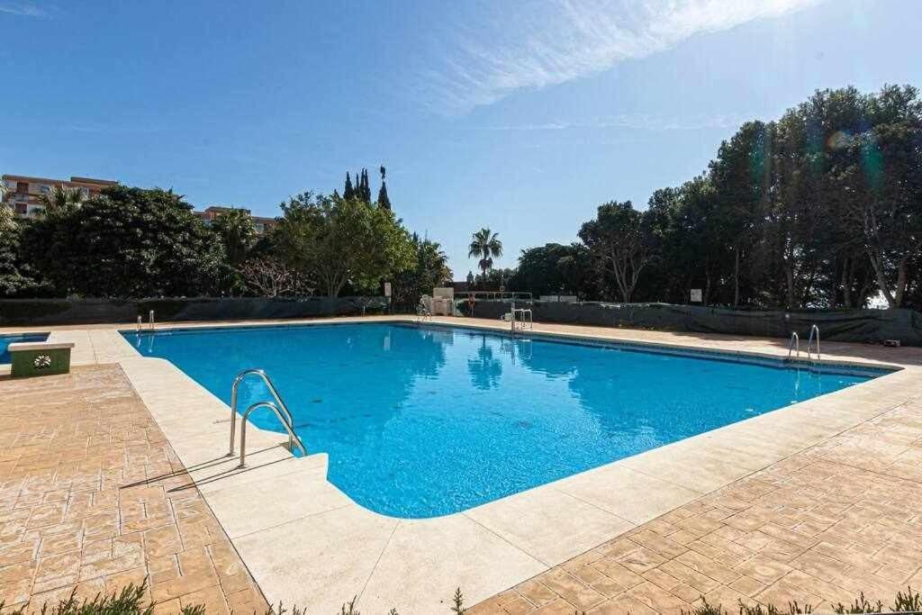 797 Holiday Rentals - Equipado Estudio Cerca Del Parque La Paloma Бенальмадена Экстерьер фото